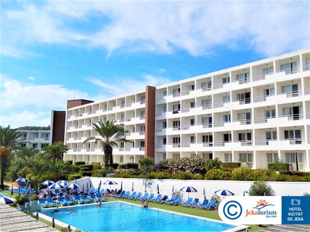 Poze Mellieha Bay Mellieha