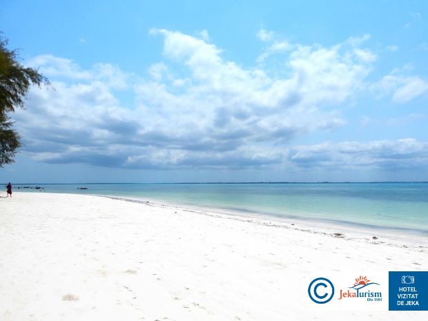 Poze Michamvi Sunset Bay 15