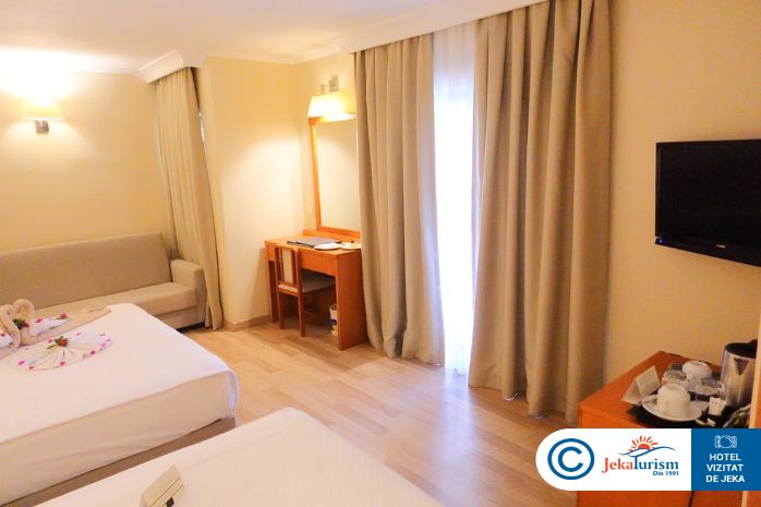 Poze Miramare Queen 7