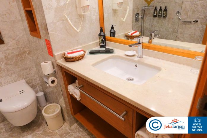 Poze Miramare Queen 8