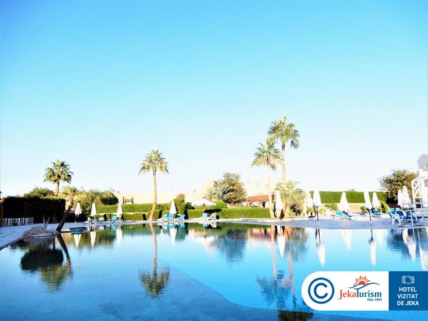 Poze Naama Bay Promenade Mountain 8