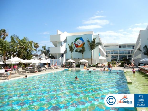 Poze Nicholas Color 12