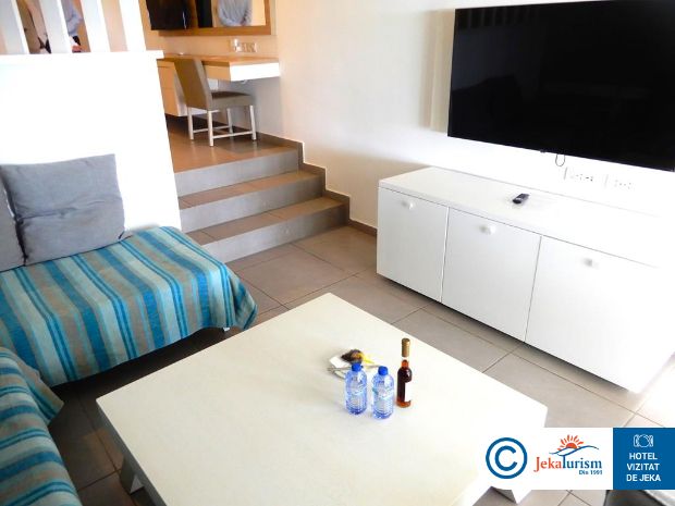 Poze Nissi Beach Resort 12