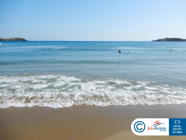 Poze Nostos Beach Boutique 13