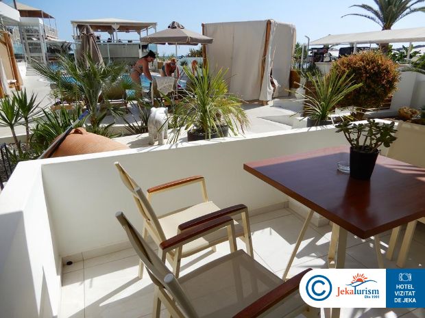 Poze Nostos Beach Boutique 6