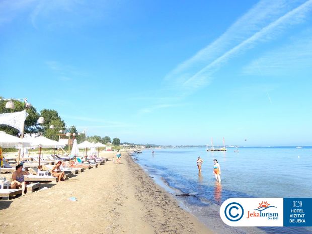 Poze Oasis Beach Club 20