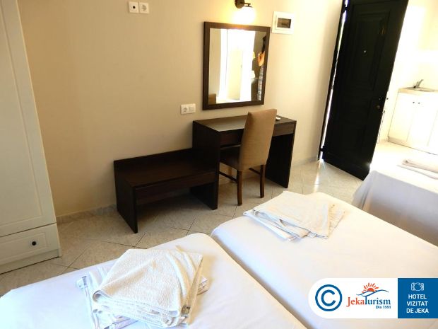 Poze Oasis Beach Club 9