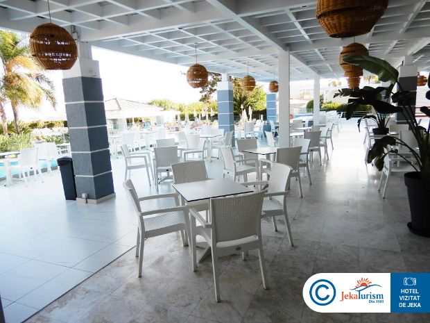 Poze Oceanis Beach 6