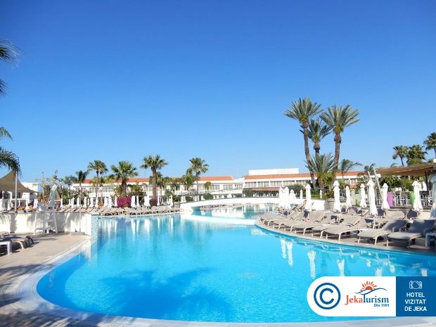 Poze Olympic Lagoon Resort 14