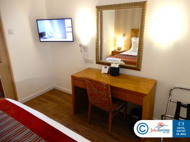 Poze Olympic Lagoon Resort 6