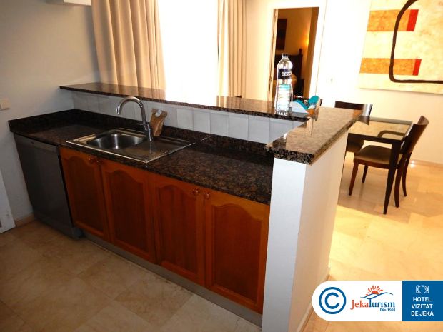 Poze Ona Alanda Club Marbella 10