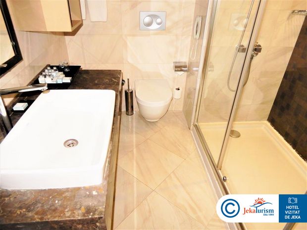 Poze Balmy Foresta 12