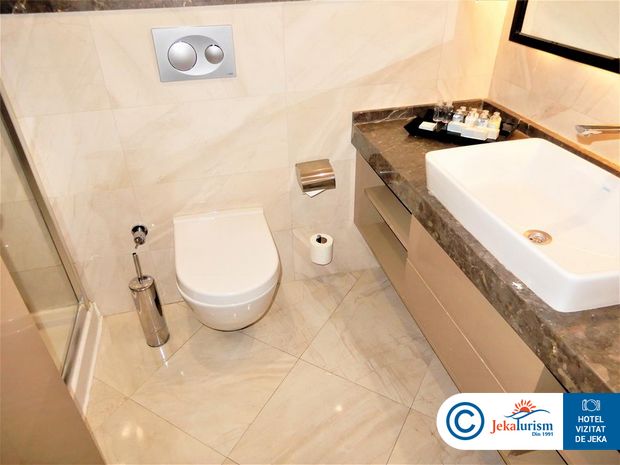 Poze Balmy Foresta 7