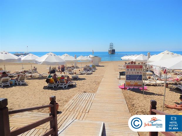 Poze Paloma Perissia 11