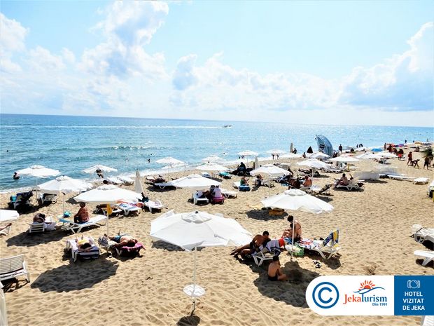 Poze Paraiso Beach 10