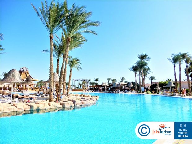 Poze Parrotel Beach 8