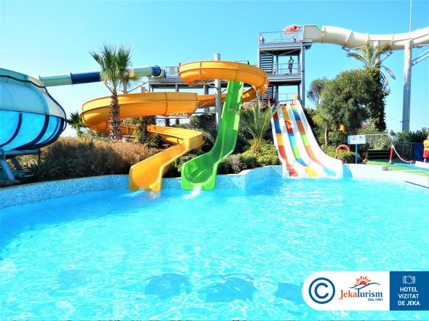 Poze Pine Bay Holiday Resort 13