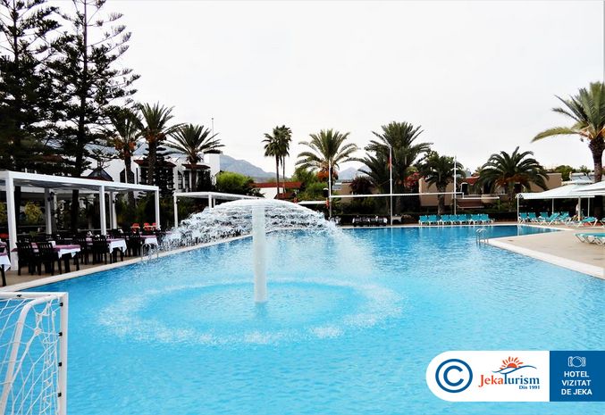 Poze Pirate's Beach Club 7