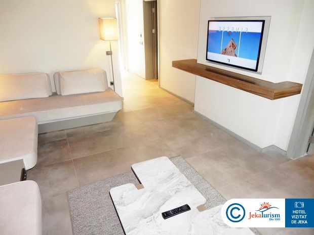 Poze Paloma Finesse 11