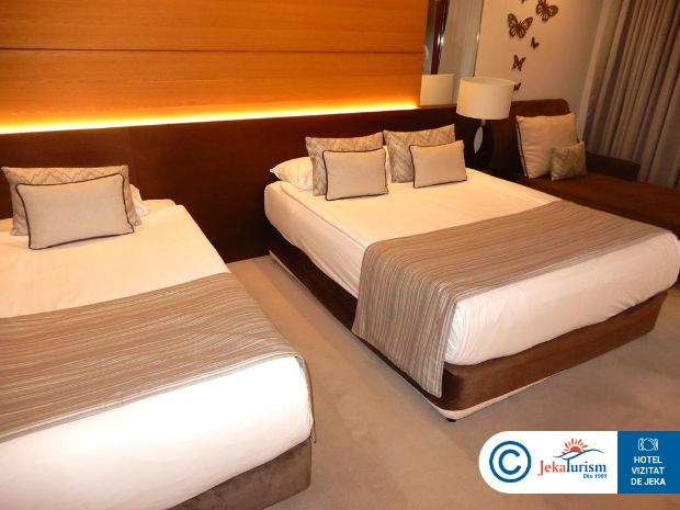 Poze Papillon Belvil Turcia