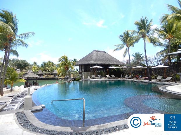 Poze Paradise Cove Boutique 10