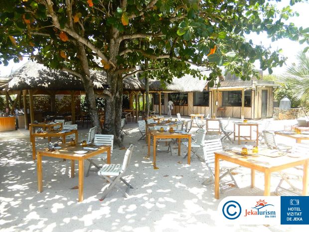 Poze Paradise Cove Boutique 9