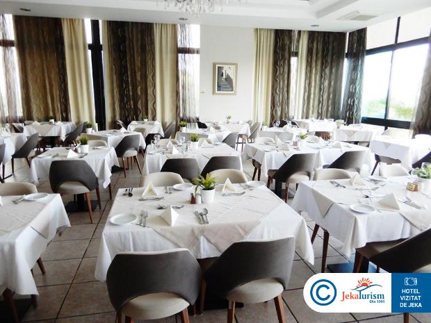 Poze Pavlo Napa Beach 14