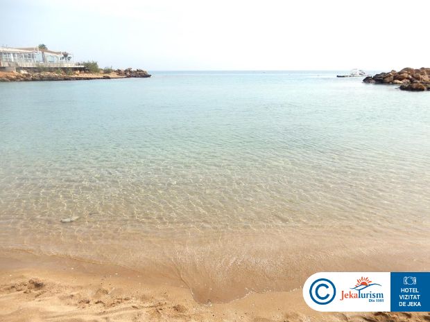 Poze Pernera Beach 22