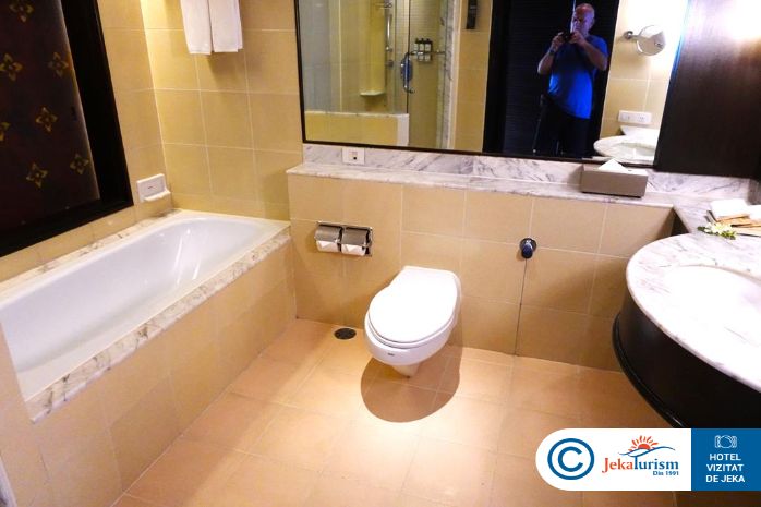 Poze Pullman Phuket Karon Beach Resort Thailanda