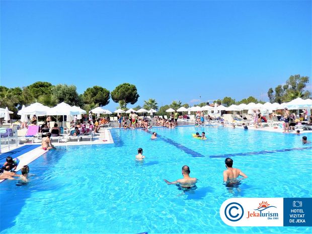 Poze Ramada Resort Kusadasi & Golf 6