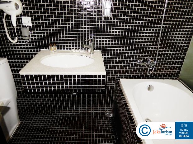 Poze Riverside Boutique 10