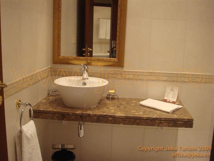 Poze Romance Hotel And Family Suites 10