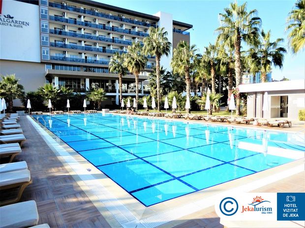 Poze Royal Garden Beach 11