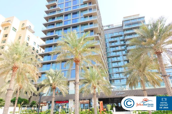 Poze Radisson Beach Resort Palm Jumeirah Dubai