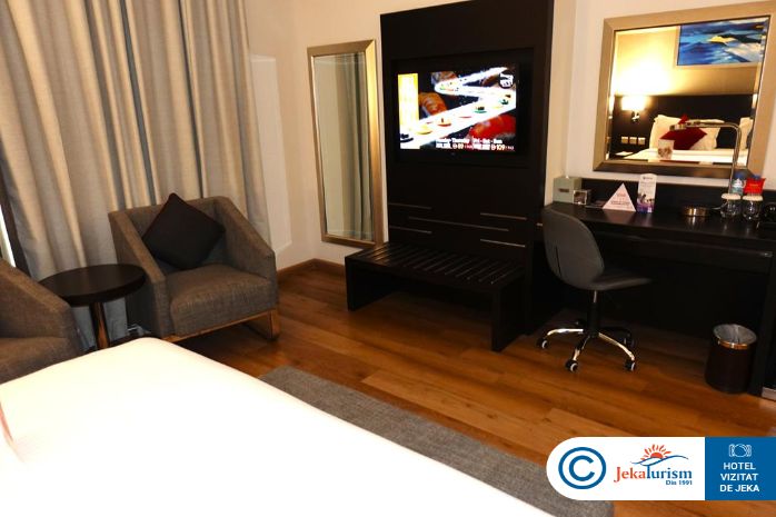 Poze Ramada By Wyndham Dubai Barsha Heights 10