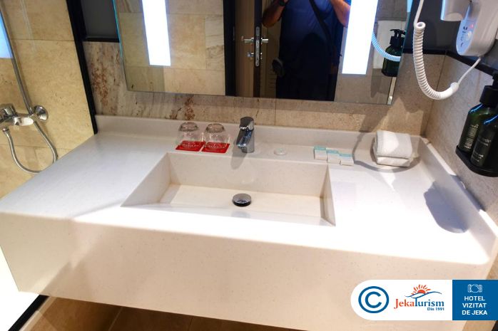 Poze Ramada By Wyndham Dubai Barsha Heights 8