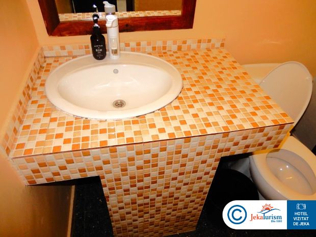 Poze Reef And Beach 8