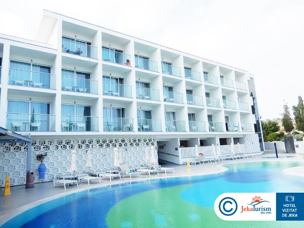 Poze River Rock Ayia Napa