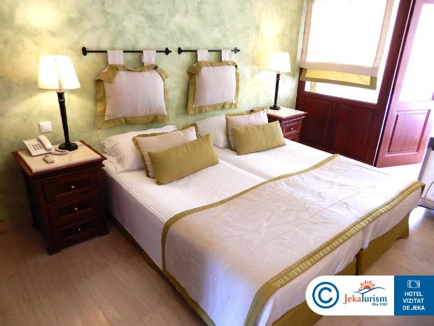 Poze Roda Beach Resort & Spa 6