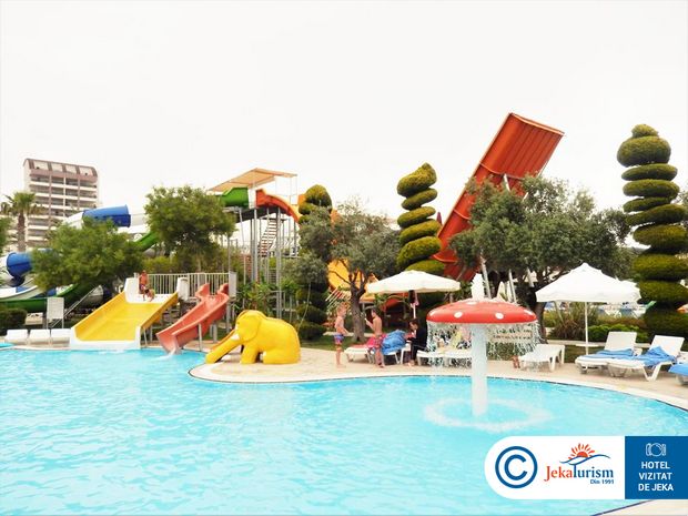 Poze Saturn Palace Resort 9