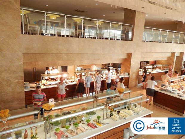 Poze Orka Lotus Beach 6