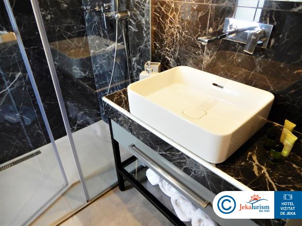 Poze Serenity Suites 9