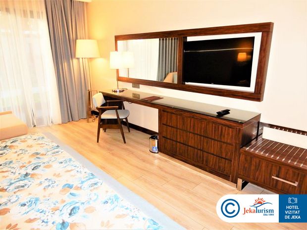 Poze Seven Seas Life 11