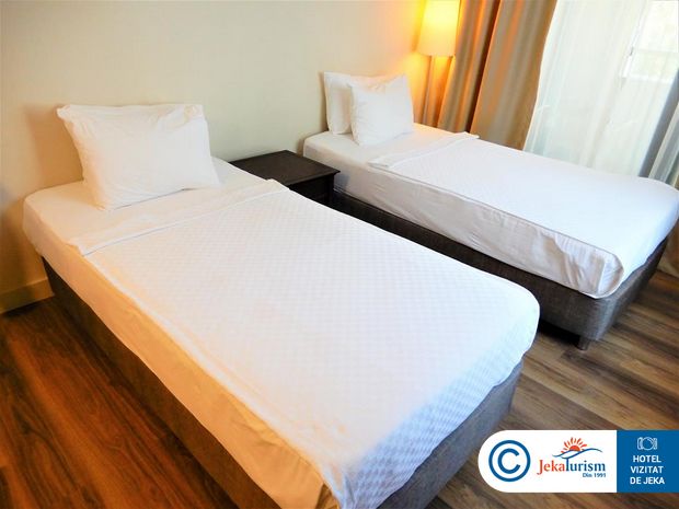 Poze Seven Seas Life 8