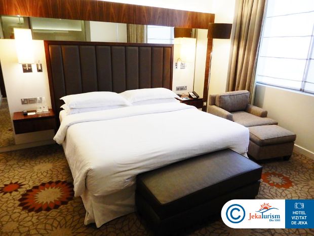 Poze Sheraton Dubai Mall Of The Emirates Emiratele Arabe