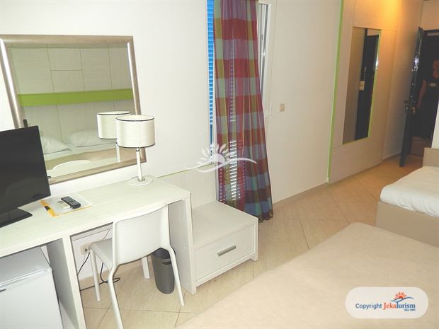 Poze Slovenska Plaza 9