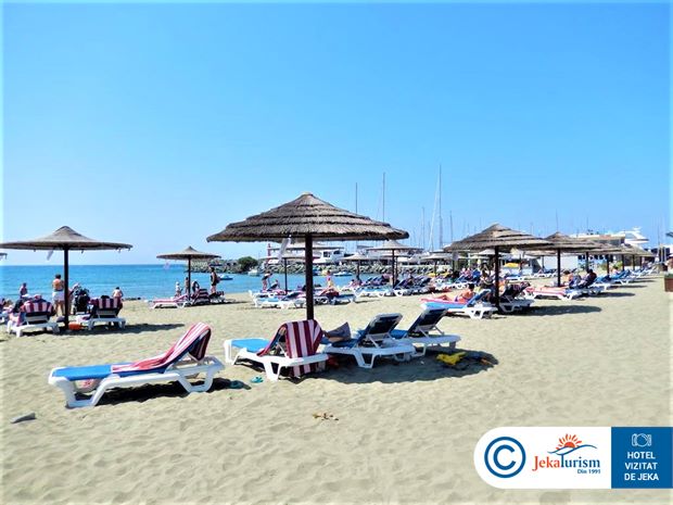 Poze St Raphael Resort 12