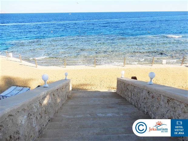 Poze Stella Di Mare Beach Hotel & Spa 9