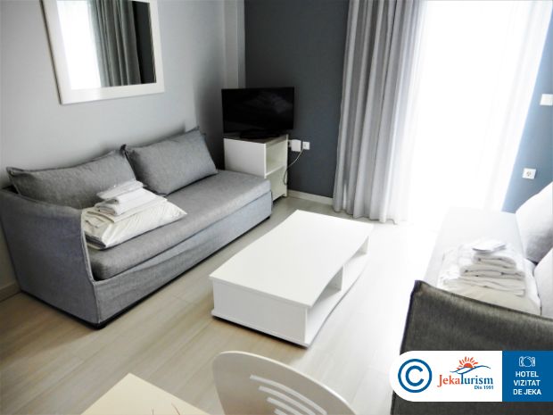 Poze Sunrise Village 11