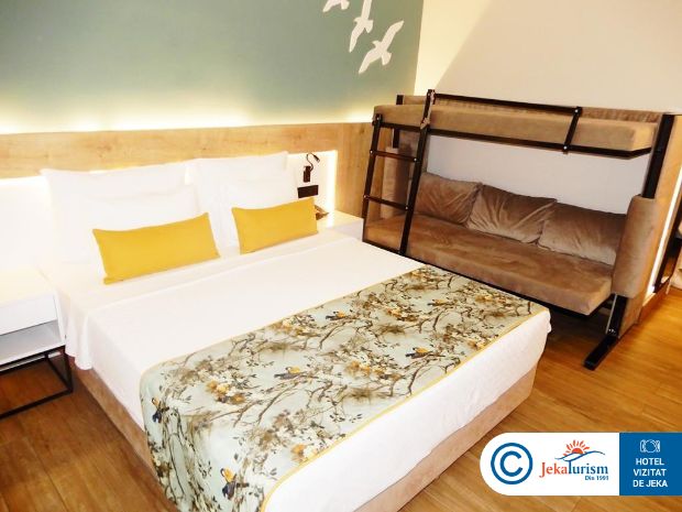 Poze Sailor's Beach Club 11